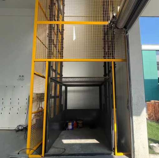 天水导轨式升降机助力物流园破解运输难题